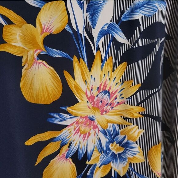 JM Collection Bold Floral Black Blue Asymmetrical Hem Tunic Blouse,  XL - Picture 6 of 9